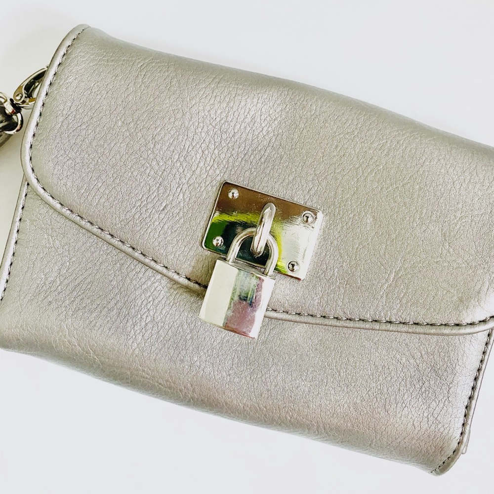 CHARMING CHARLIE Silver Faux Leather Lock Purse